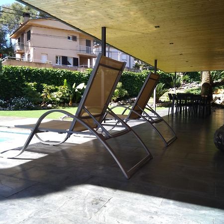 Villa Del Bosque Castelldefels Dış mekan fotoğraf