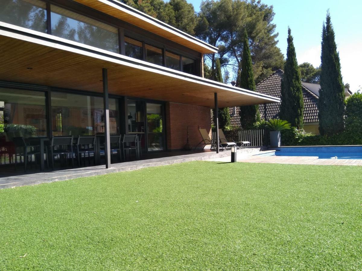 Villa Del Bosque Castelldefels Dış mekan fotoğraf