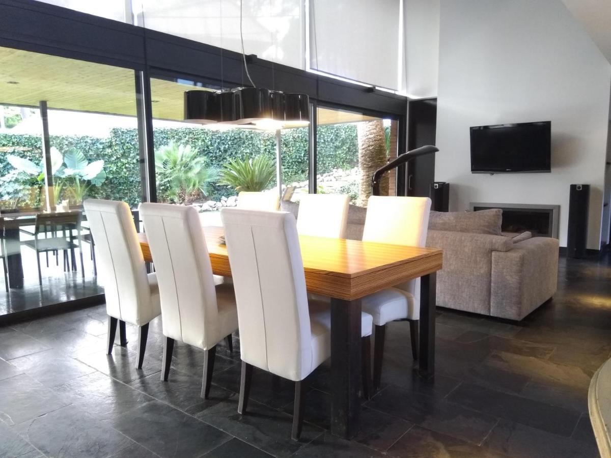 Villa Del Bosque Castelldefels Dış mekan fotoğraf