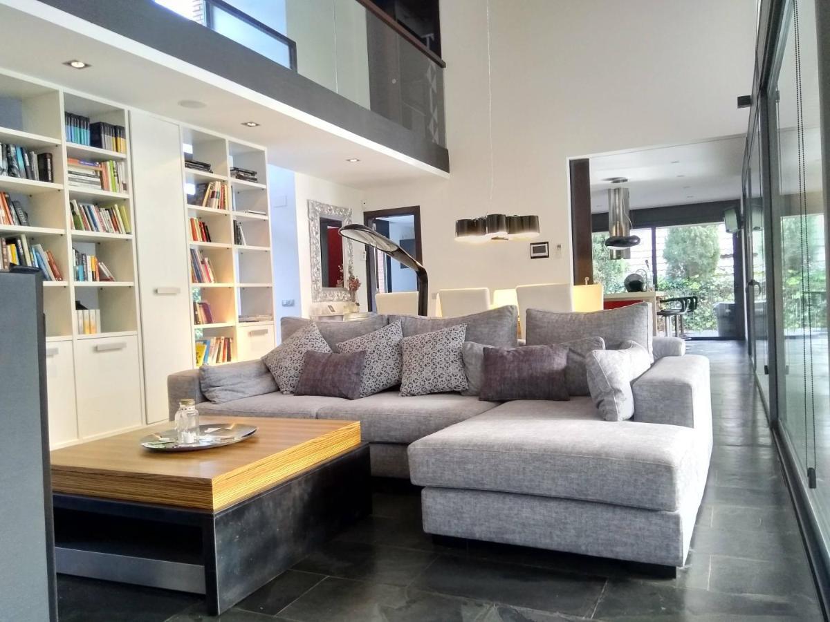 Villa Del Bosque Castelldefels Dış mekan fotoğraf